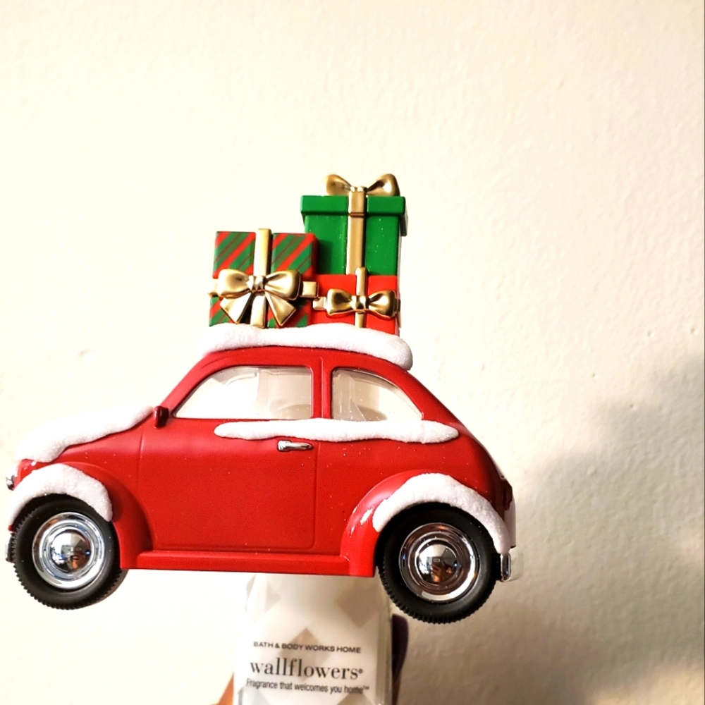 Bath And Body Works Car With Presents Wallflower Plug